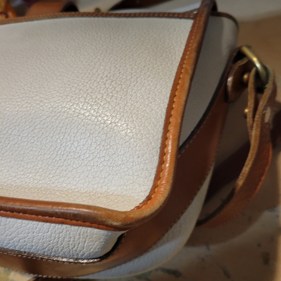 DB white British tan equestrian - Picture 7 of 16